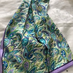 Gorgeous scarf 100% silk brand new
